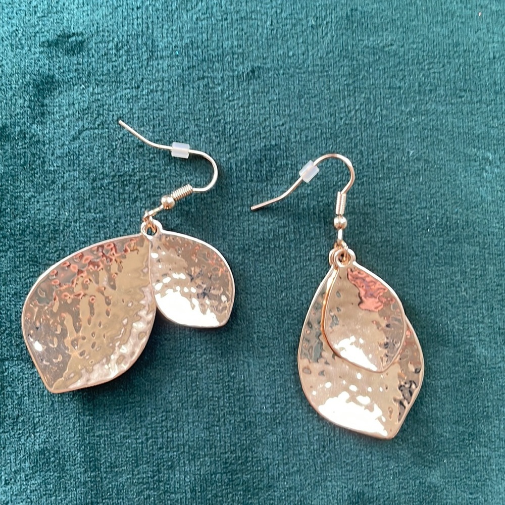 Gold leaf earrings